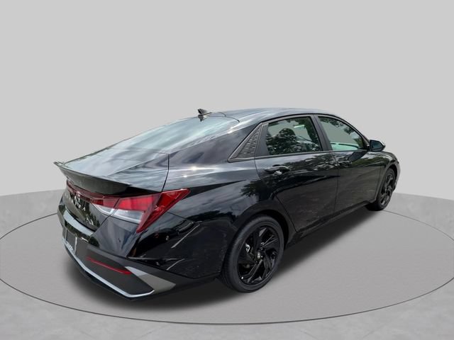 New 2026 Hyundai Elantra SEL Sport FWD image 8