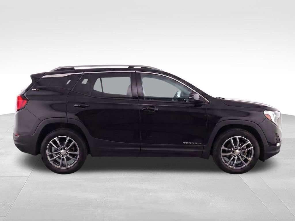 Used 2024 GMC Terrain SLT AWD/4WD image 9