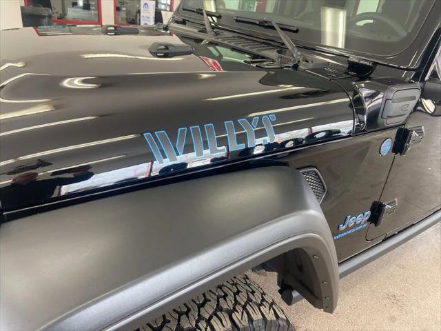 Certified 2025 Jeep Wrangler Willys 4xe image 5