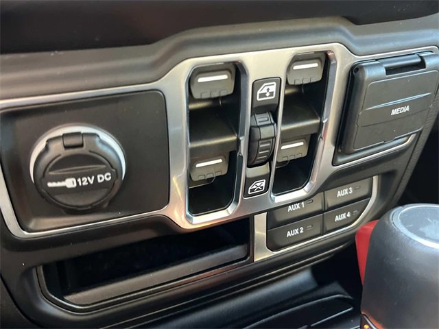 Used 2023 Jeep Wrangler Unlimited Sahara w/ Cold Weather Group image 33