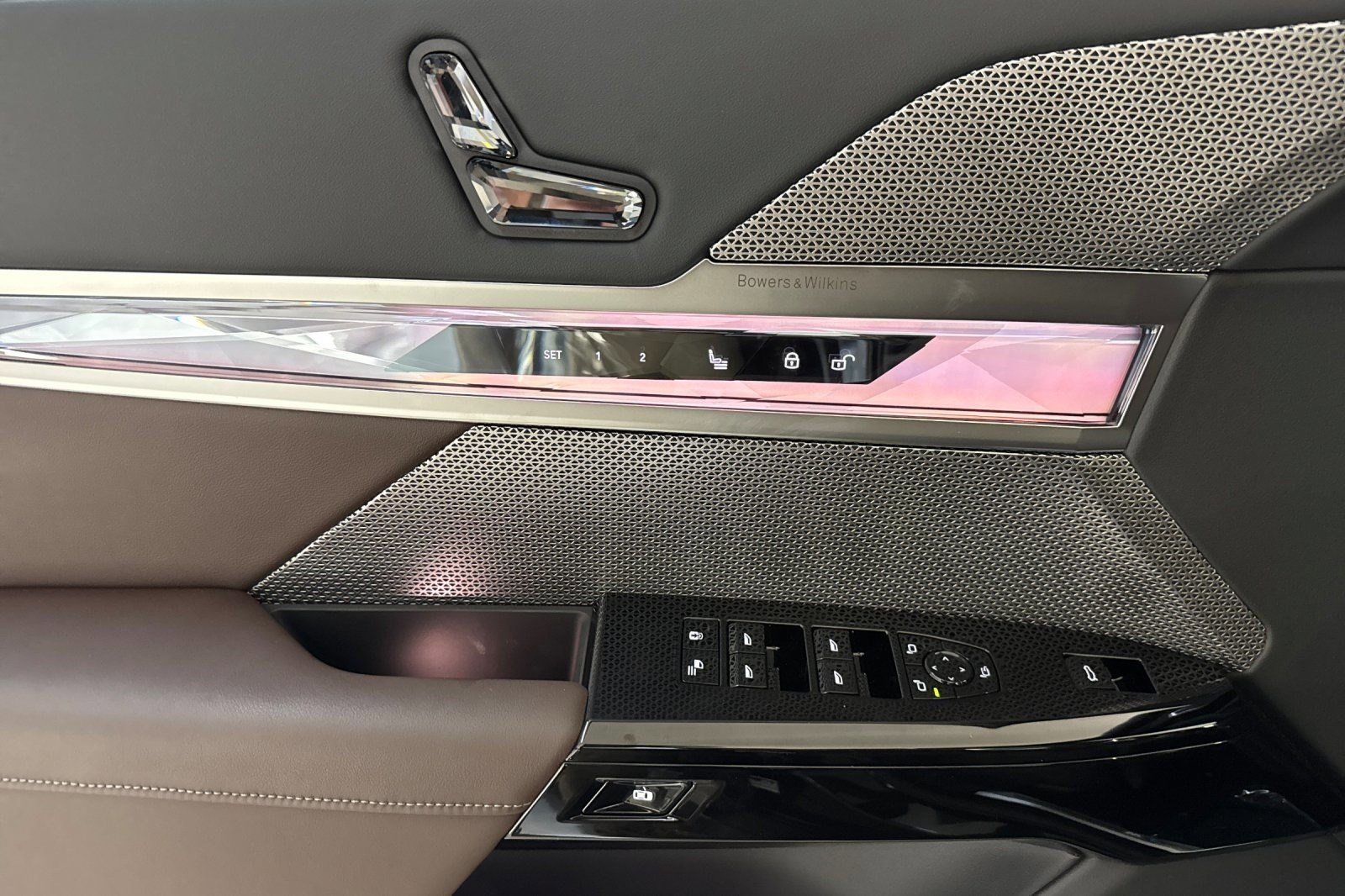 New 2025 BMW 760i xDrive AWD/4WD image 14