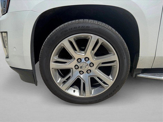 Used 2020 Cadillac Escalade Premium Luxury RWD image 27