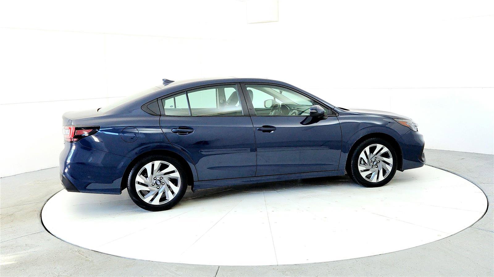 Used 2024 Subaru Legacy Limited image 6