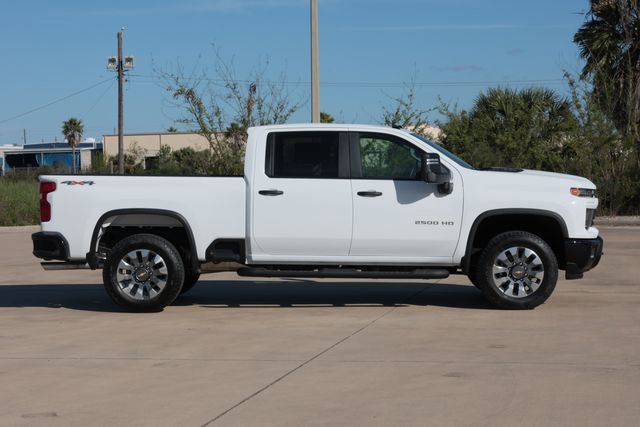 New 2026 Chevrolet Silverado 2500 Custom w/ Custom Value Package AWD/4WD image 4
