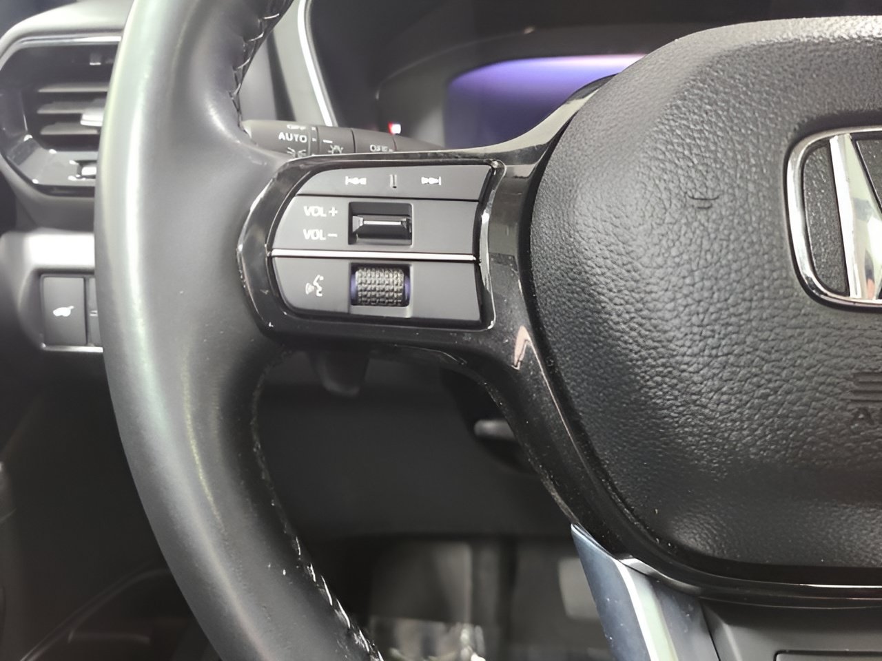 Used 2023 Honda Pilot Elite image 28