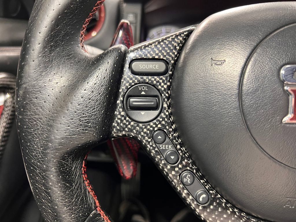 Used 2010 Nissan GT-R Premium AWD/4WD image 7