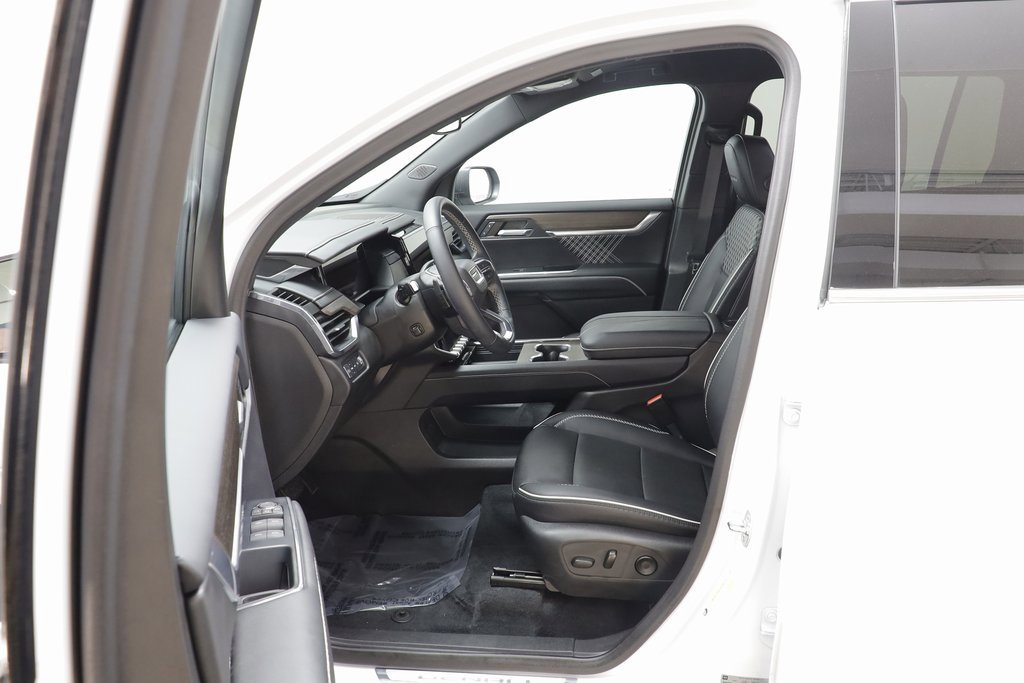 Used 2024 GMC Acadia Denali w/ LPO, Floor Liner Package image 6