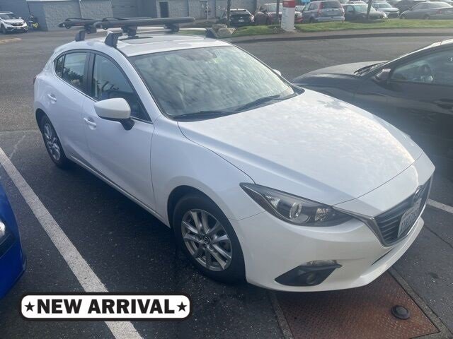 Used 2016 MAZDA MAZDA3 i Grand Touring image 1