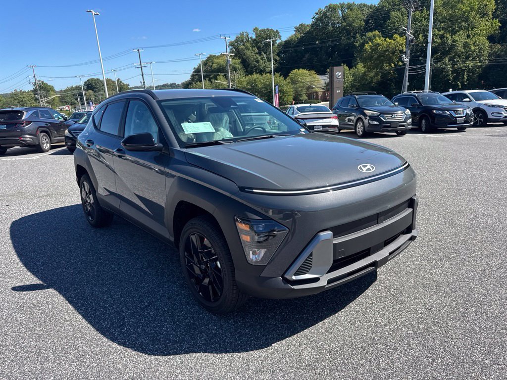 New 2027 Hyundai Kona SEL Sport AWD/4WD image 2