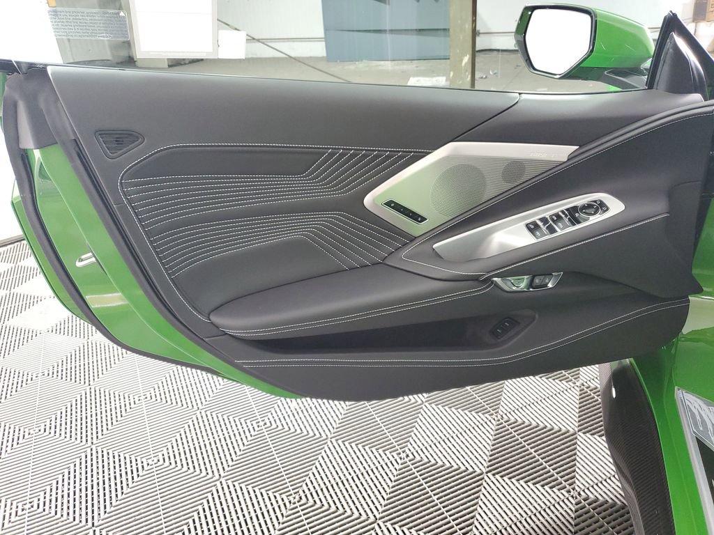 New 2026 Chevrolet Corvette ZR1 w/ ZR1 Carbon Fiber Aero Package image 31