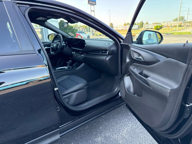 Certified 2025 Buick Envista Preferred w/ Convenience I Package image 28