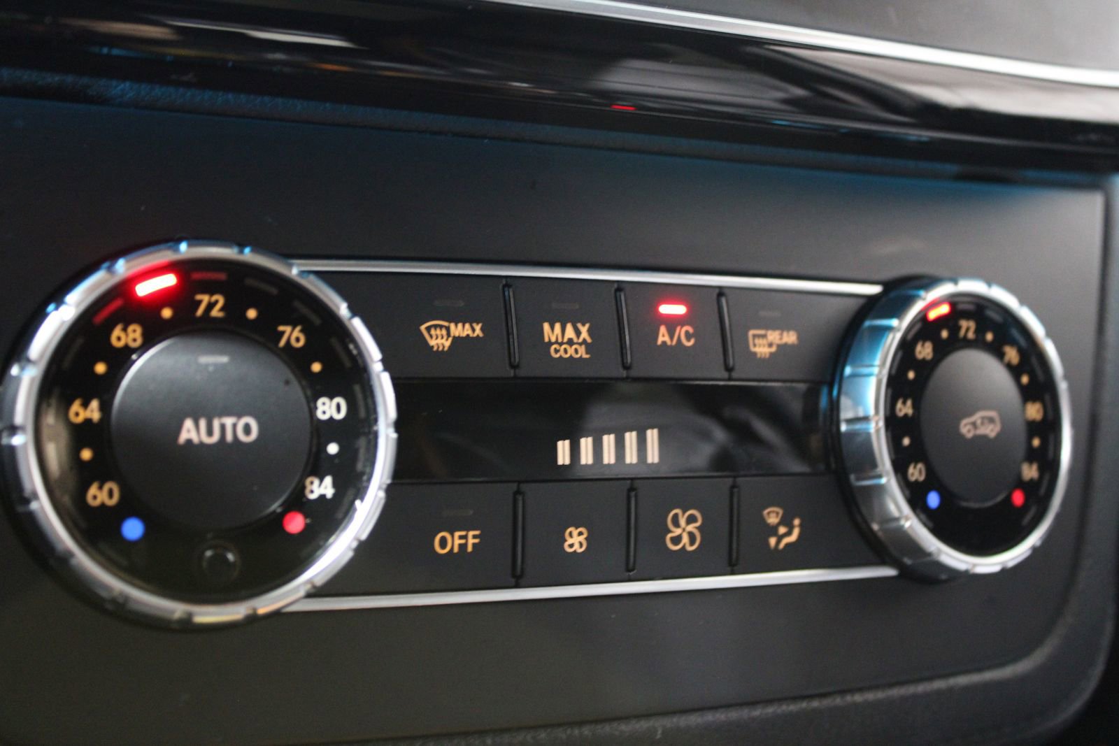 Used 2018 Mercedes-Benz GLE 43 AMG 4MATIC image 38