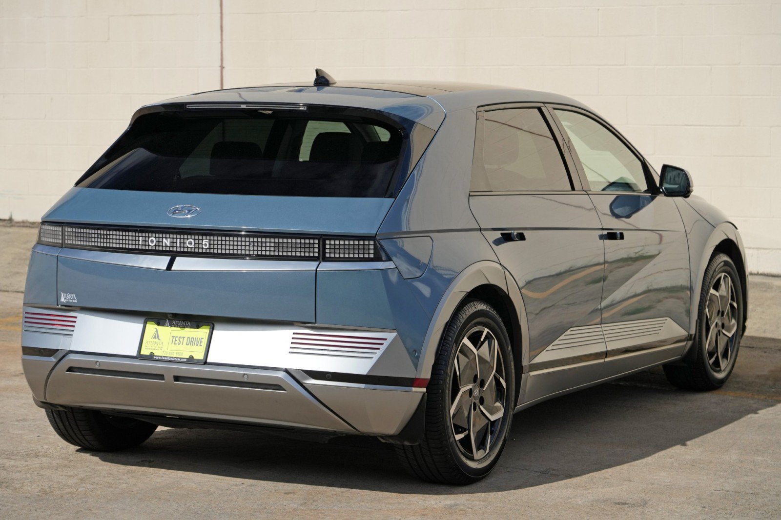 Used 2022 Hyundai Ioniq 5 Limited w/ Cargo Package RWD image 49