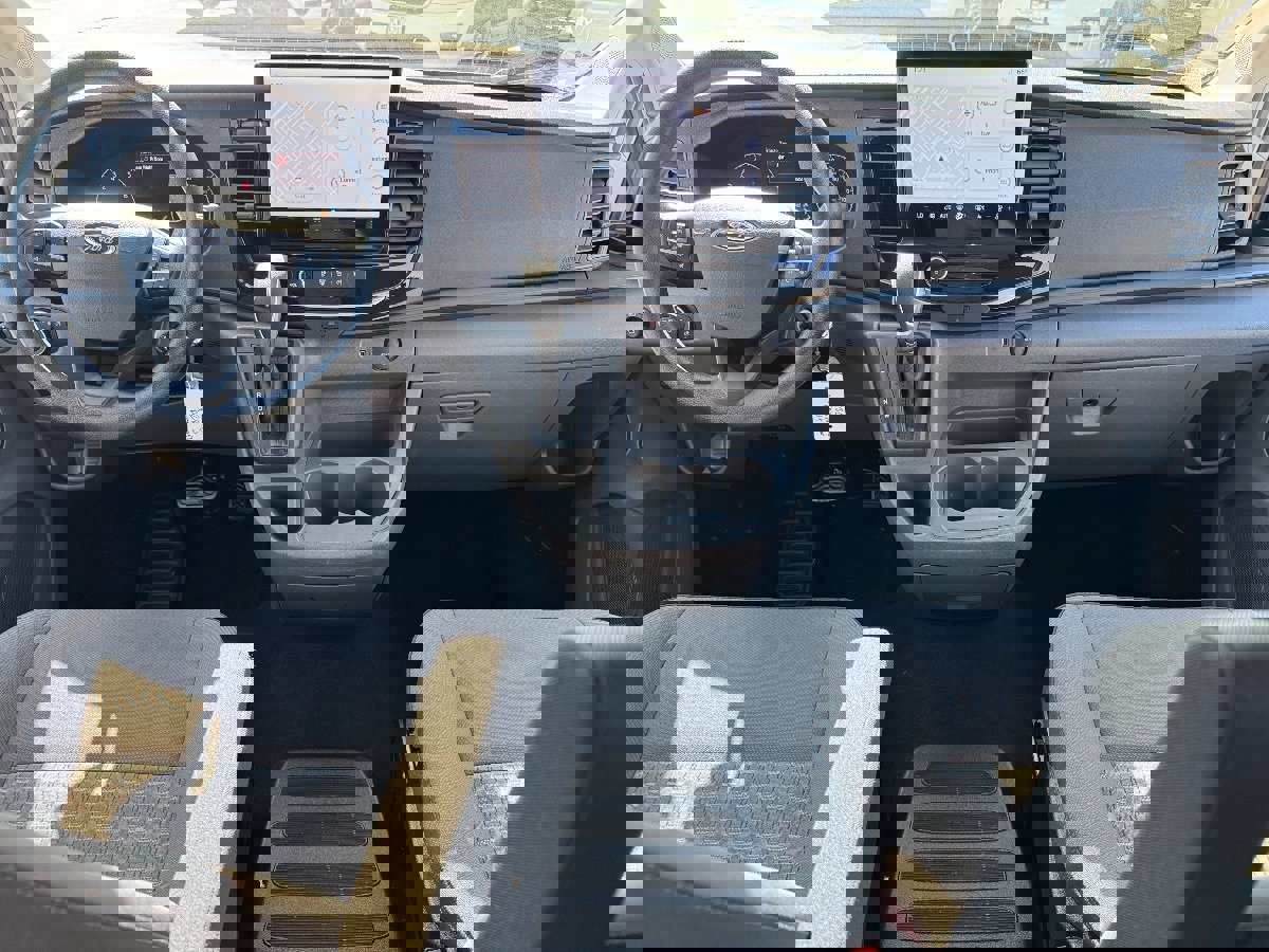 Used 2025 Ford Transit 350 XLT image 22