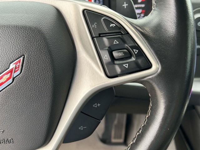 Used 2014 Chevrolet Corvette Stingray Convertible RWD image 24
