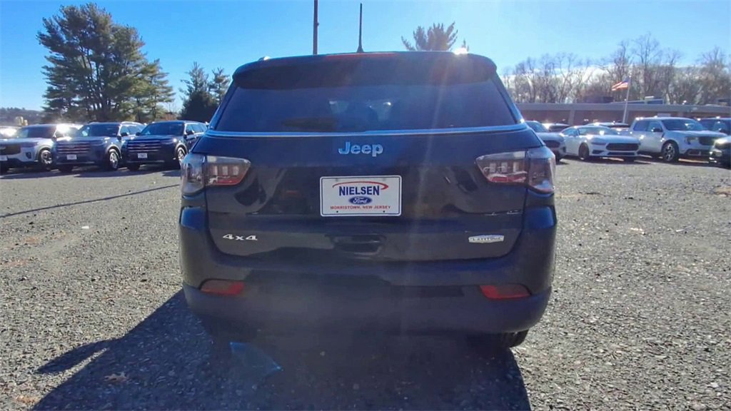 Used 2023 Jeep Compass Latitude image 7