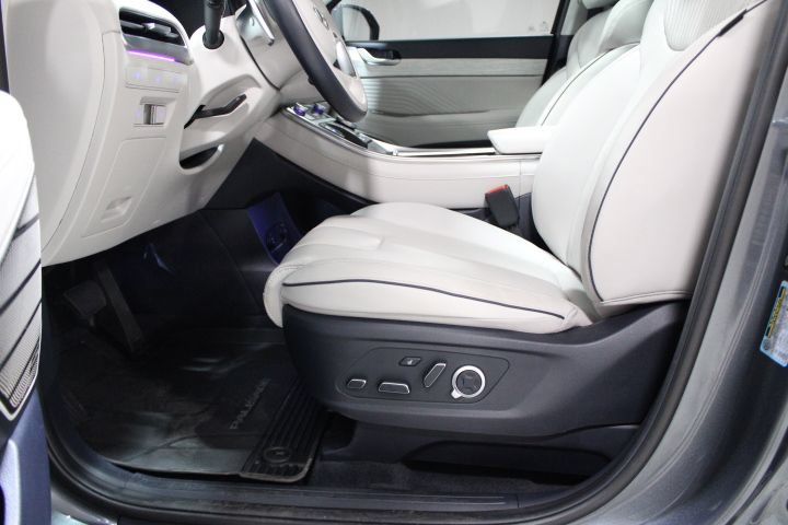 Used 2025 Hyundai Palisade Calligraphy AWD/4WD image 22