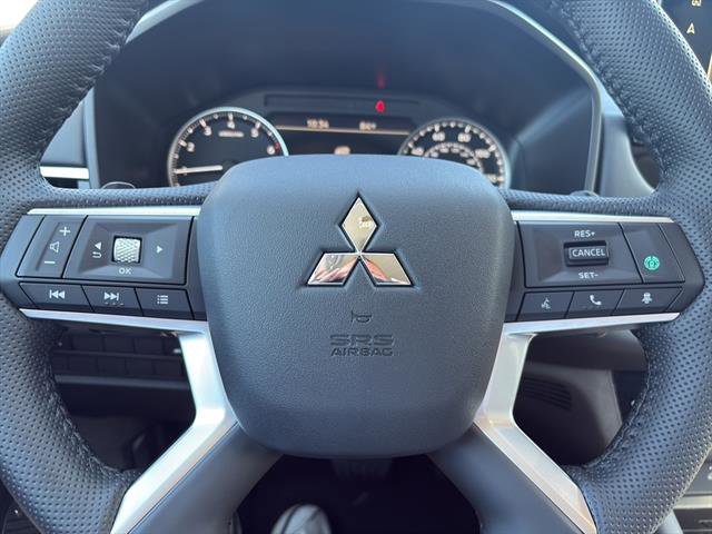 New 2025 Mitsubishi Outlander Trail Edition image 17
