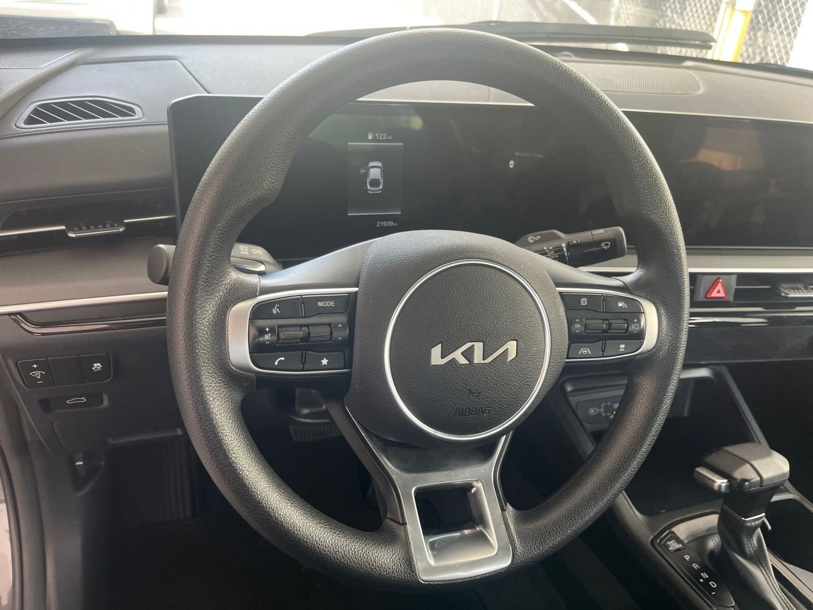 Used 2025 Kia K5 LXS FWD image 25