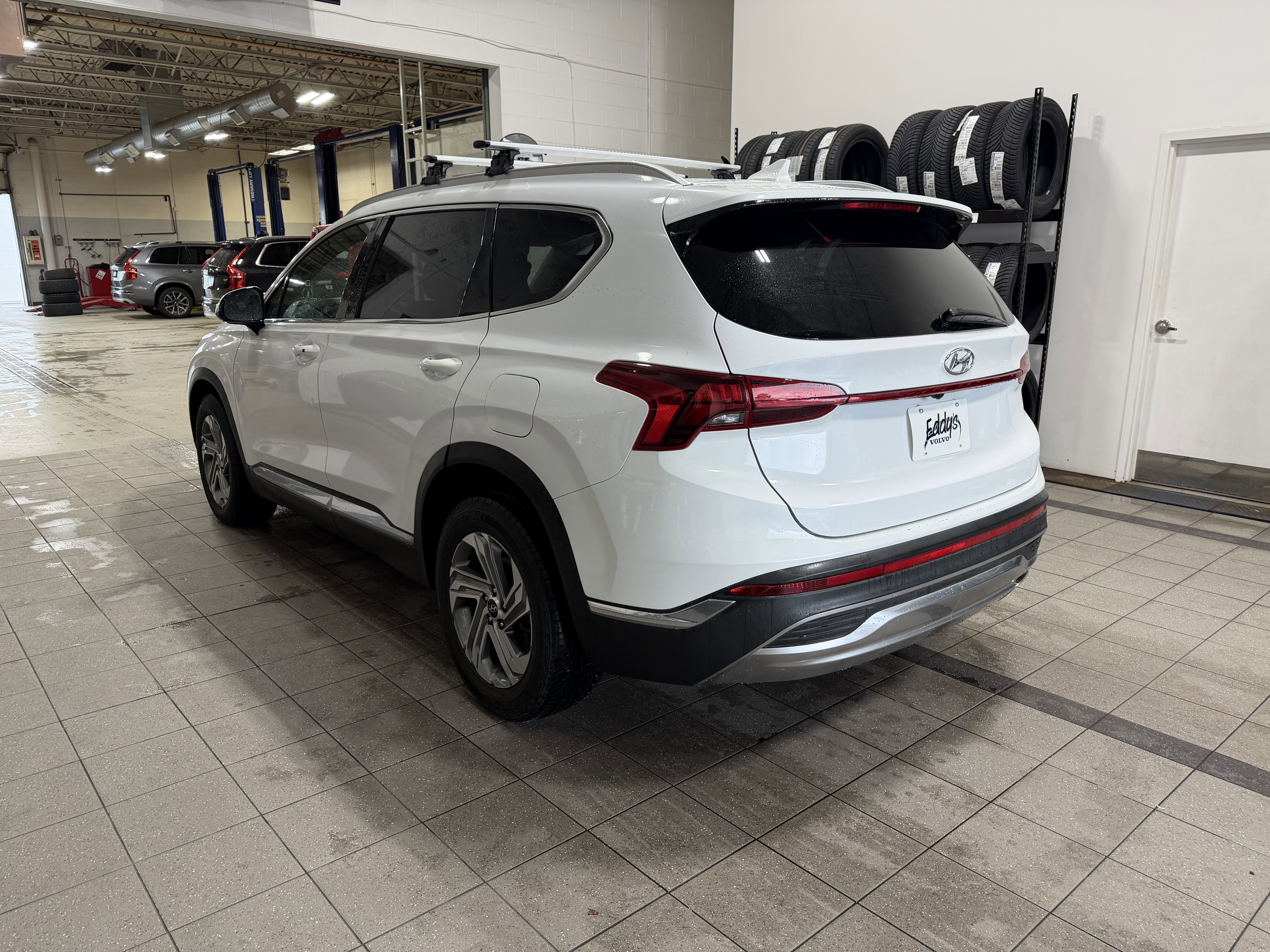 Used 2021 Hyundai Santa Fe SEL FWD image 6
