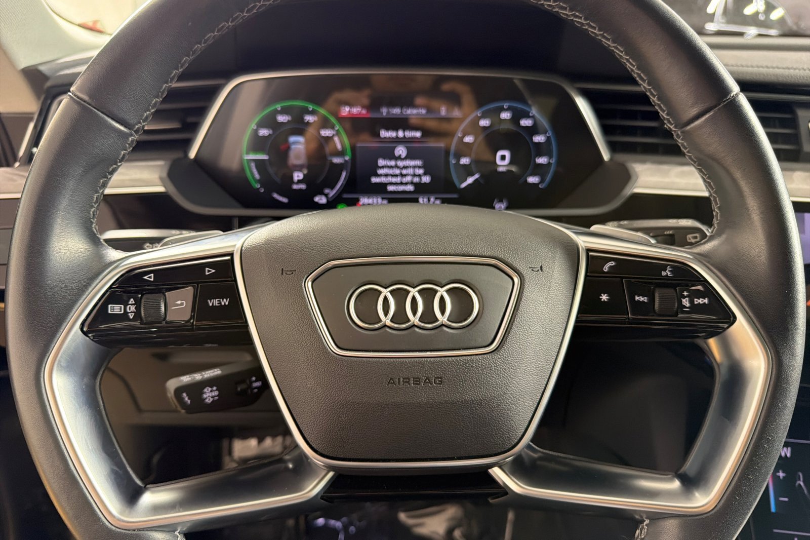 Used 2024 Audi Q8 e-tron Premium AWD/4WD image 23