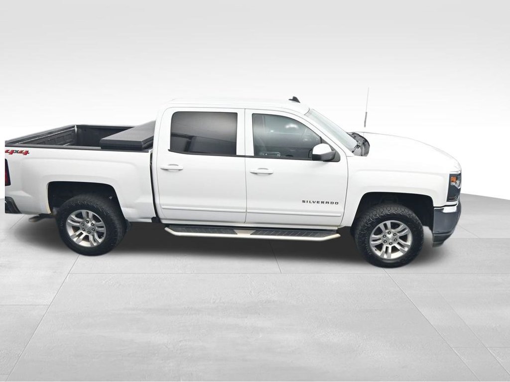 Used 2018 Chevrolet Silverado 1500 LT w/ All Star Edition AWD/4WD image 35