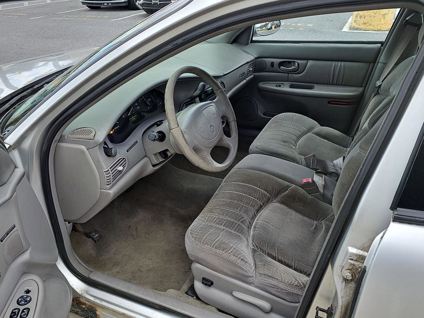 Used 2001 Buick Century Custom w/ Premium Pkg image 7