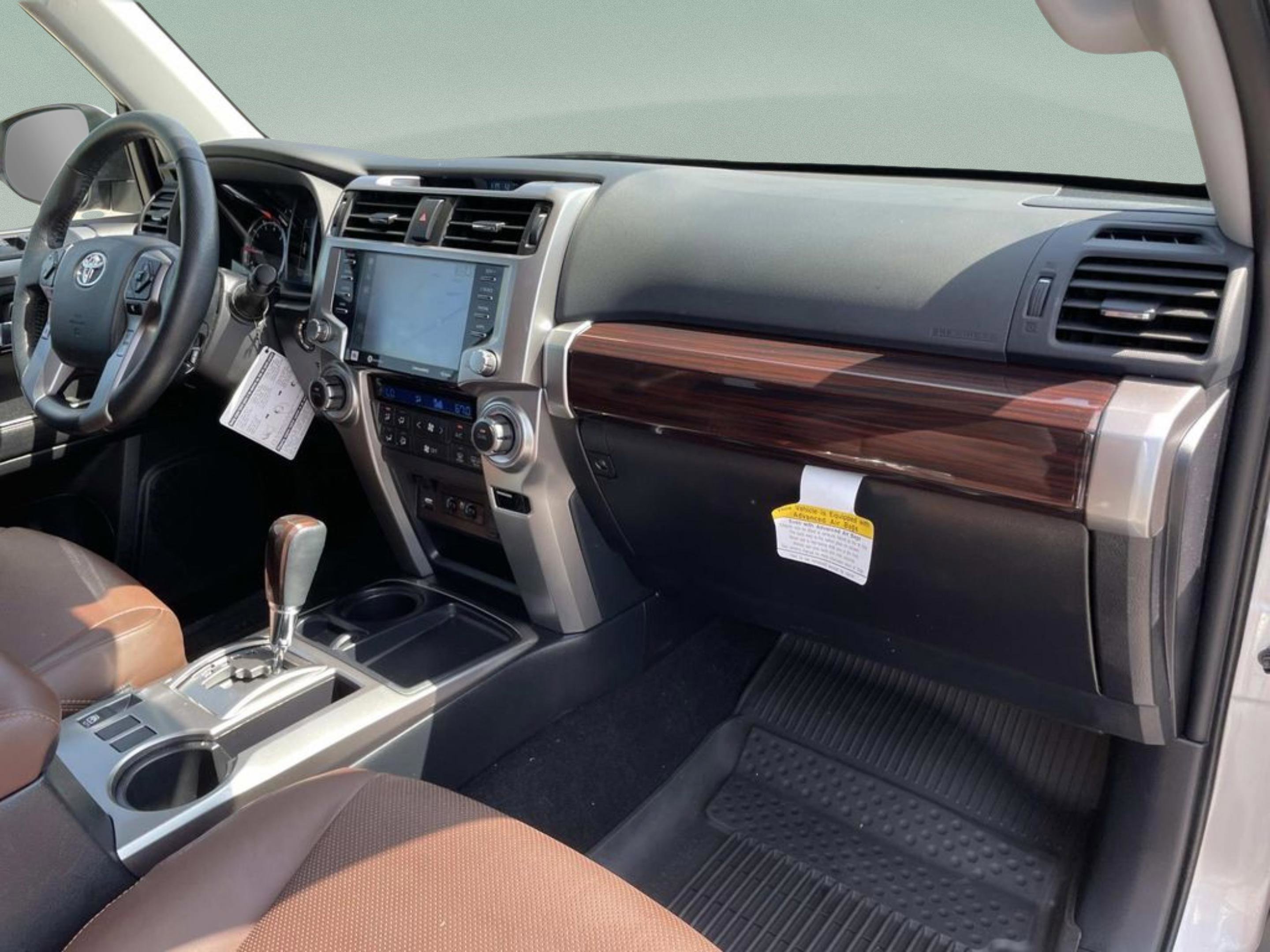 Used 2024 Toyota 4Runner Limited image 18