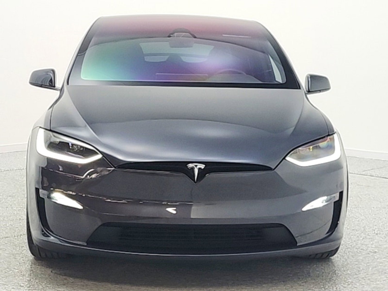 Used 2024 Tesla Model X image 2