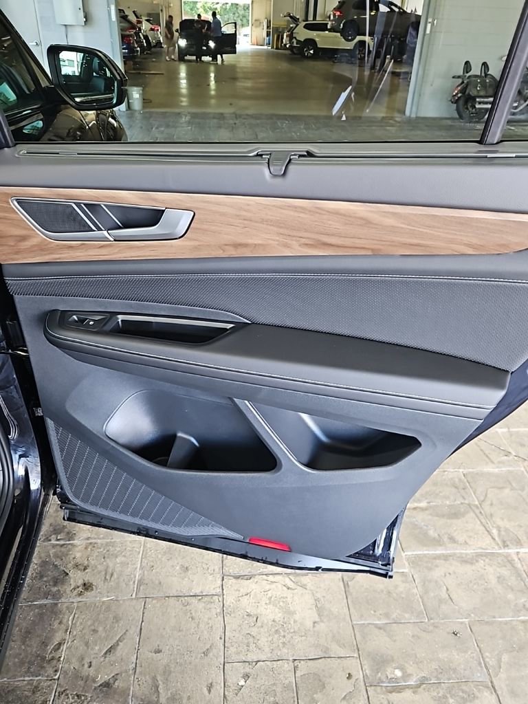 New 2026 Volkswagen Atlas SE image 16