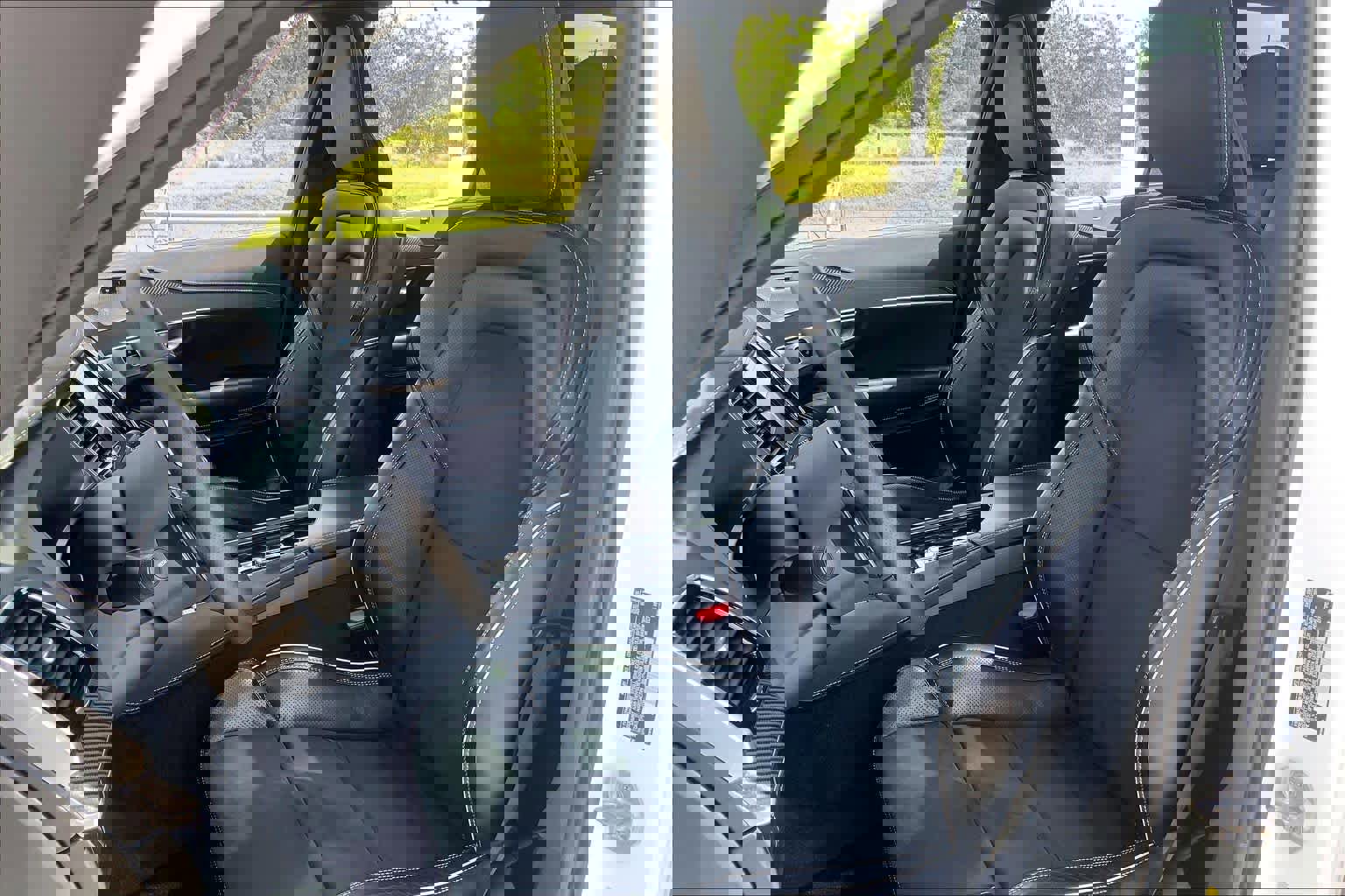 Used 2019 Volvo XC90 T6 R-Design w/ Advanced Package image 7