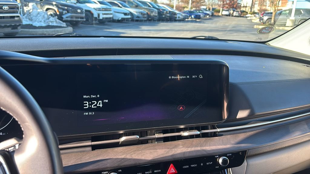 Used 2024 Kia Carnival SX image 19