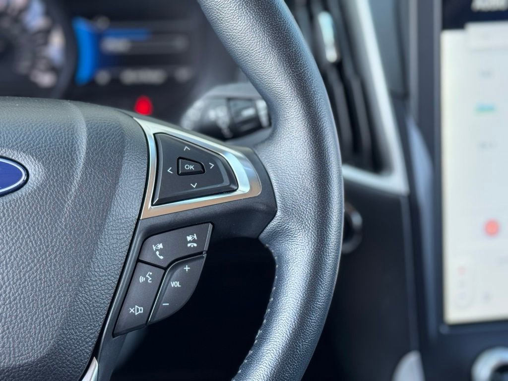 Used 2022 Ford Edge SEL w/ Convenience Package image 8