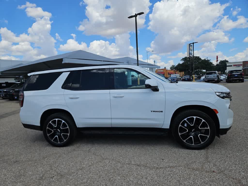 Used 2023 Chevrolet Tahoe RST w/ Luxury Package AWD/4WD image 9