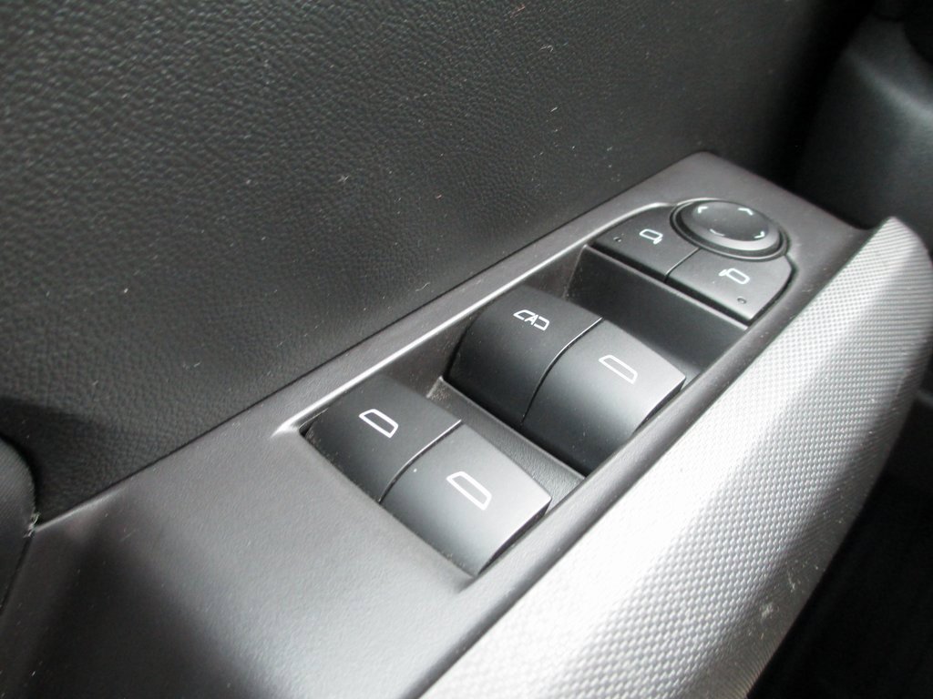 Used 2023 Chevrolet Colorado LT w/ LT Convenience Package III image 24