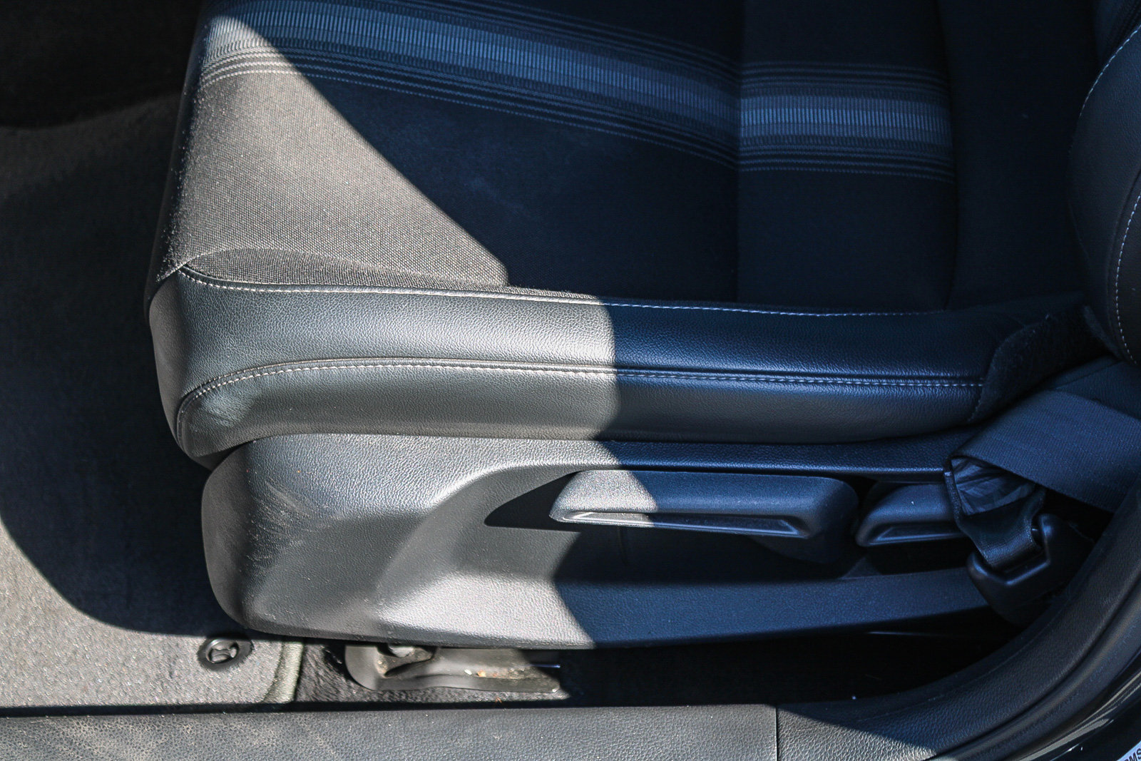 Certified 2025 Honda Civic Sport image 23