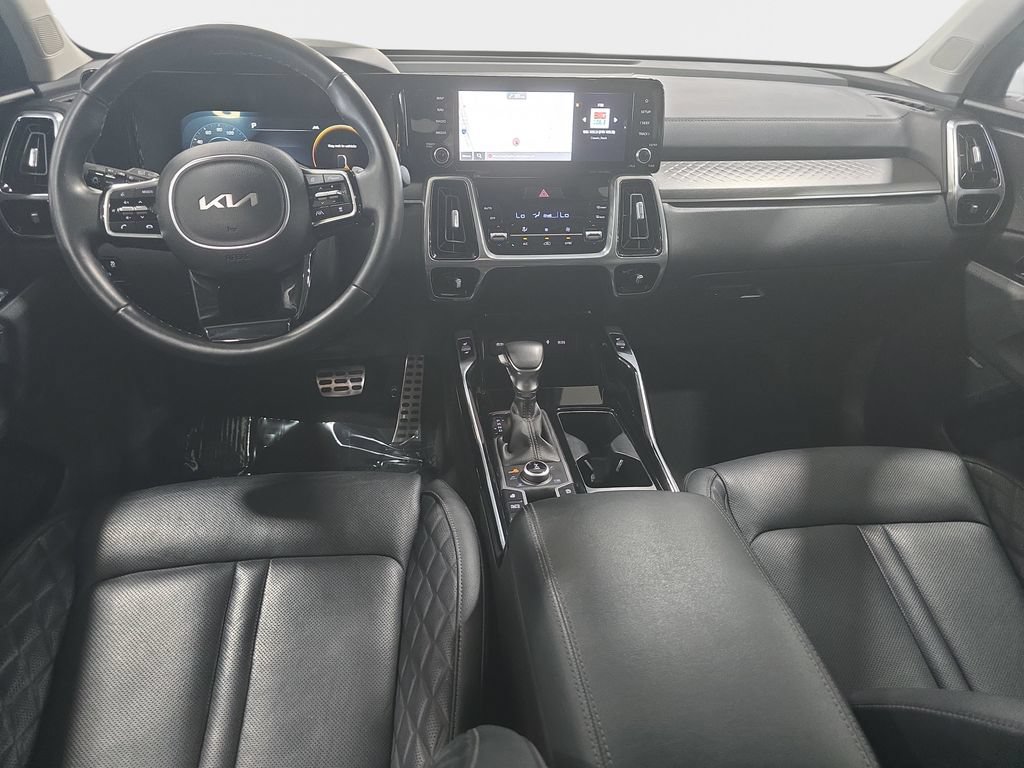 Used 2023 Kia Sorento SX AWD/4WD image 10