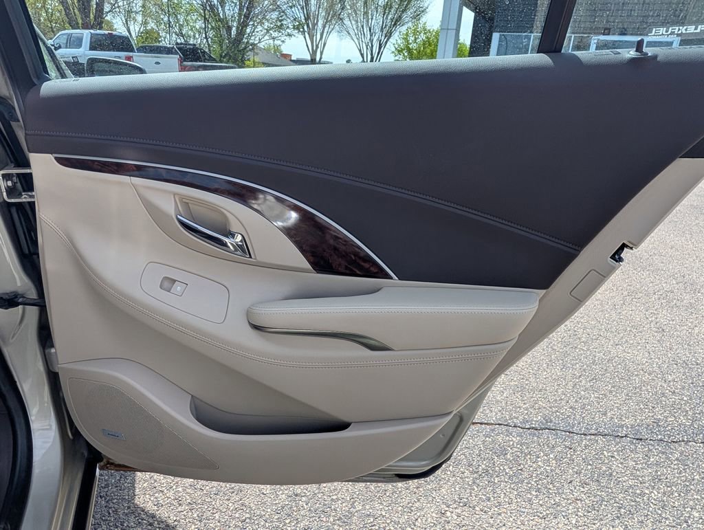 Used 2014 Buick LaCrosse Premium w/ Driver Confidence Package FWD image 20