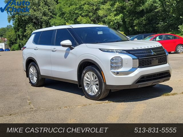 Used 2024 Mitsubishi Outlander ES AWD/4WD image 7
