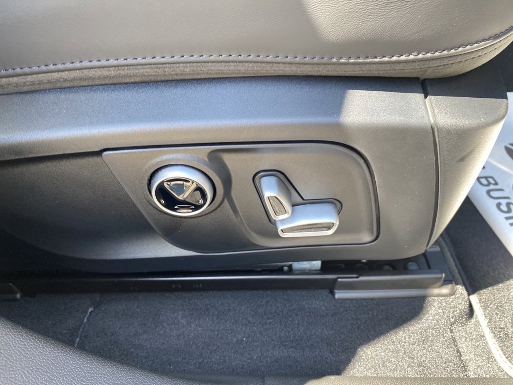 Used 2023 Maserati Levante GT image 14