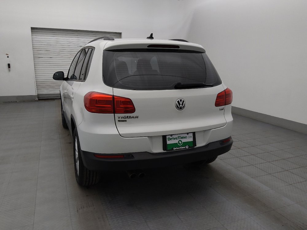 Used 2017 Volkswagen Tiguan Limited w/ Premium Package image 6