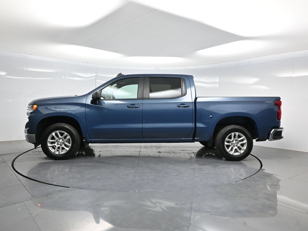 Used 2024 Chevrolet Silverado 1500 LT AWD/4WD image 42