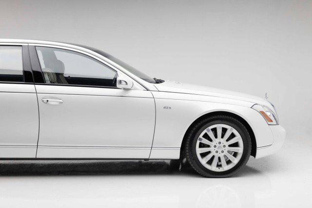 Used 2009 Maybach 62 S RWD image 23