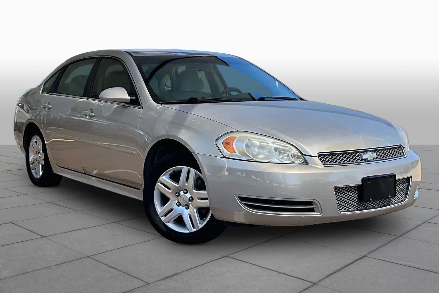 Used 2012 Chevrolet Impala LT FWD image 2