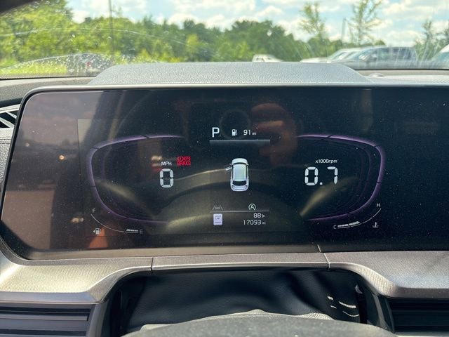 Used 2023 Kia Telluride S w/ S Sunroof Package FWD image 37