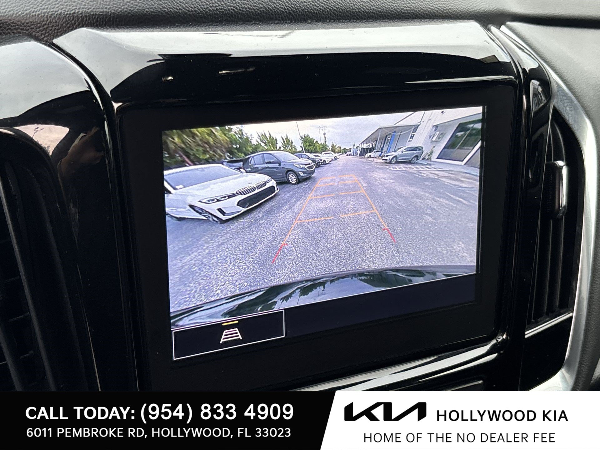 Used 2023 Chevrolet Traverse LT w/ LPO, Cargo Package AWD/4WD image 21