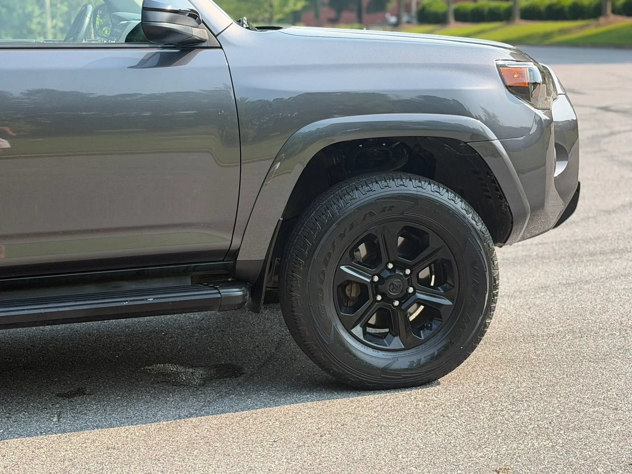 Used 2015 Toyota 4Runner SR5 RWD image 11