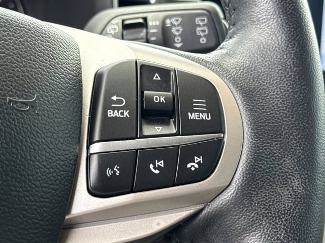Used 2023 Ford Explorer XLT w/ Equipment Group 202A RWD image 41