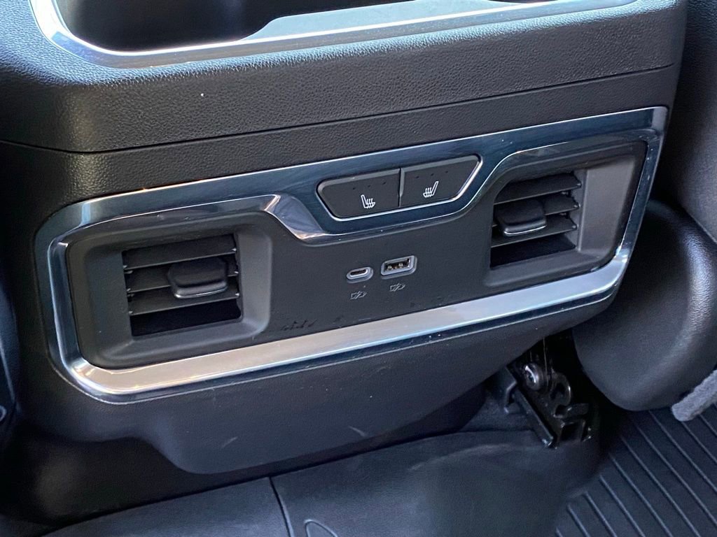 Used 2023 Chevrolet Silverado 1500 LTZ image 25