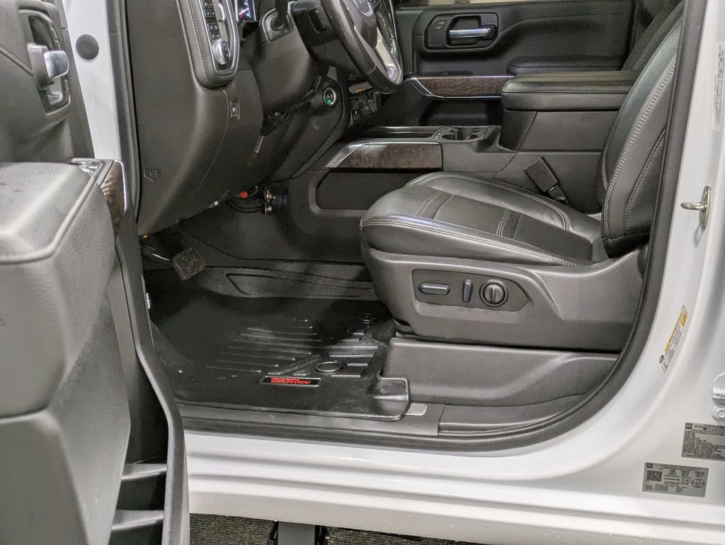 Used 2023 GMC Sierra 3500 Denali w/ Denali Ultimate Package AWD/4WD image 21
